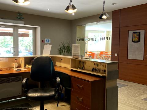 комерційна за адресою Решата Аметова вул., 15