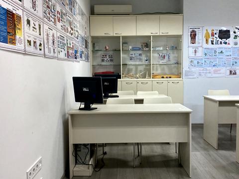 комерційна за адресою Решата Аметова вул., 15