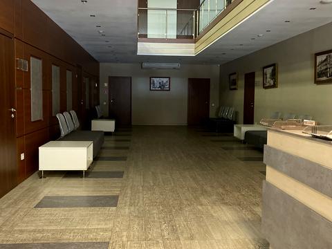 комерційна за адресою Решата Аметова вул., 15