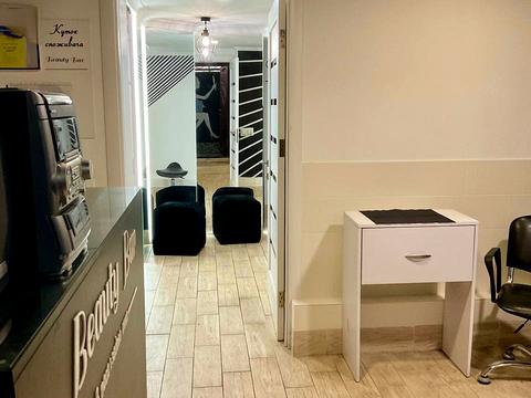 комерційна за адресою Івано-Франківськ, Тарнавського вул., 4