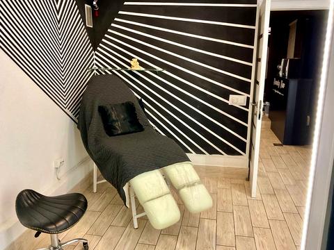 комерційна за адресою Івано-Франківськ, Тарнавського вул., 4