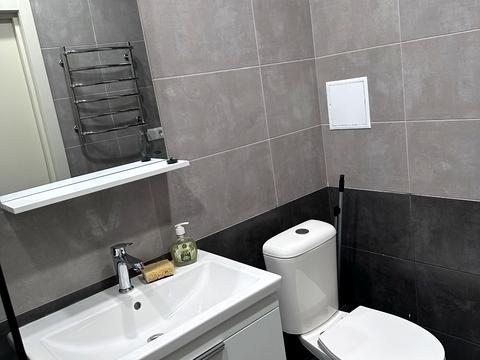 квартира за адресою Краснова вул., 1-В