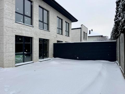 будинок за адресою Зоряна вул.