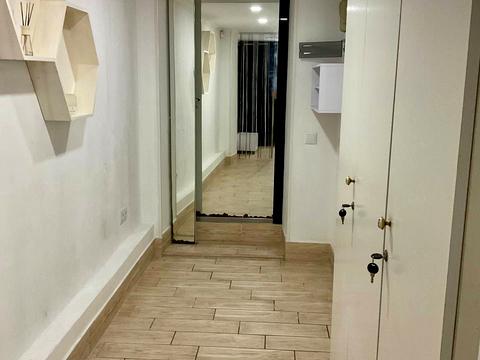 комерційна за адресою Івано-Франківськ, Тарнавського вул., 4