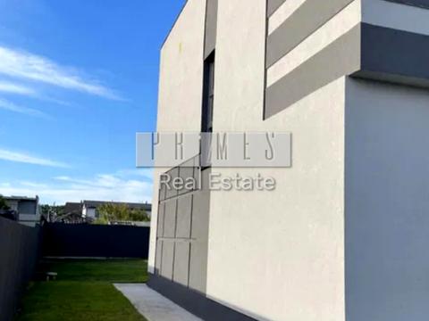 дом по адресу Сиреневая ул.