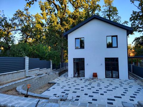 дом по адресу Институтская ул. (Артема)