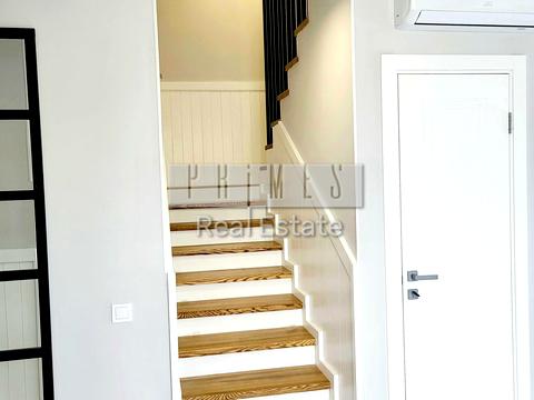 будинок за адресою Центральна вул.