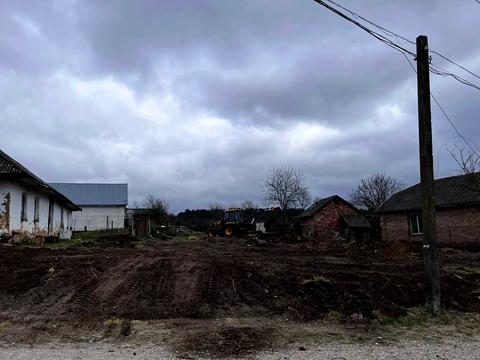 участок по адресу Підлісна