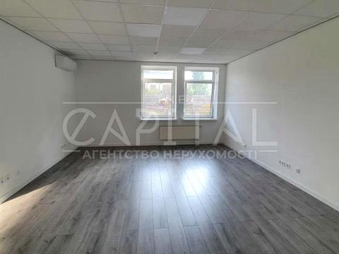 комерційна за адресою Провіантська вул. (Галі Тимофєєвої), 3