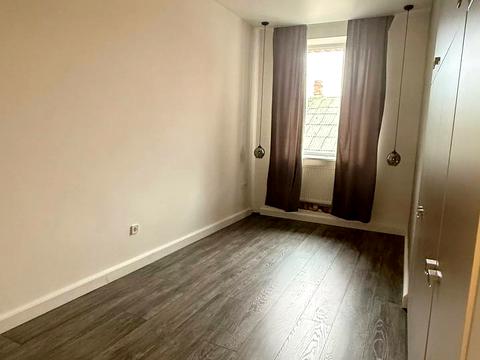 комерційна за адресою Юхима Геллера вул. (Жовтневої Революції), 83