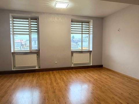 комерційна за адресою Юхима Геллера вул. (Жовтневої Революції), 83