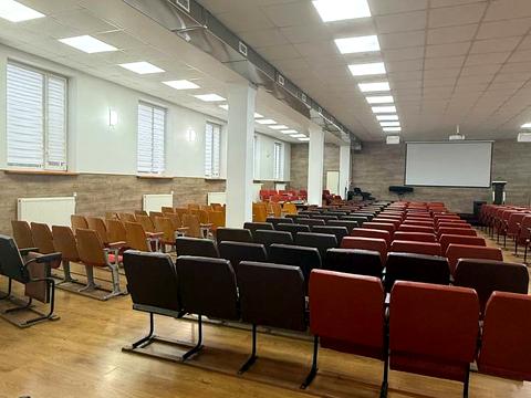 комерційна за адресою Юхима Геллера вул. (Жовтневої Революції), 83