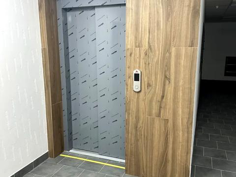 квартира за адресою Молодіжна вул., (Будинок 1)