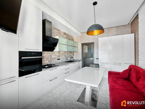 квартира за адресою Героїв Небесної Сотні просп., 18/5