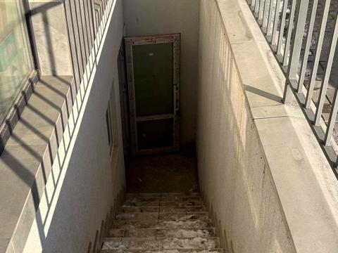 коммерческая по адресу Ивасюка ул., (Будинок 2)