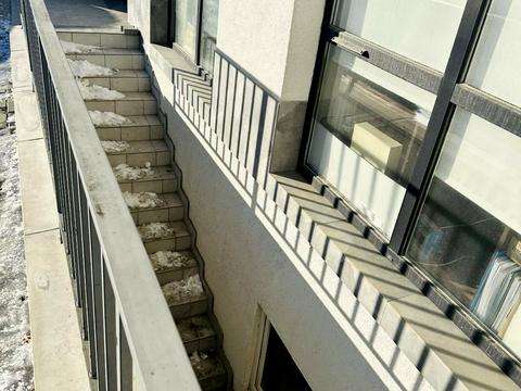 коммерческая по адресу Ивасюка ул., (Будинок 2)