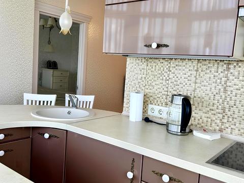 квартира за адресою В'ячеслава Чорновола вул., 27