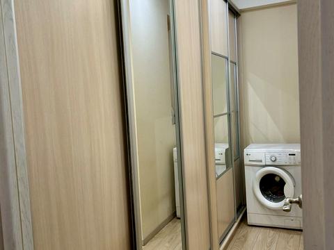 квартира за адресою В'ячеслава Чорновола вул., 27