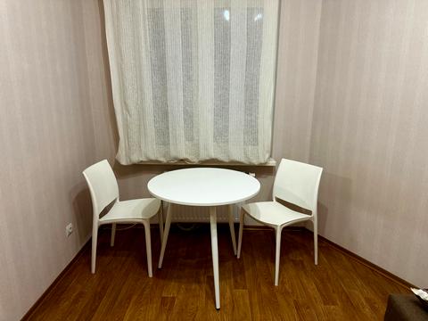 квартира за адресою Софії Русової вул., 3