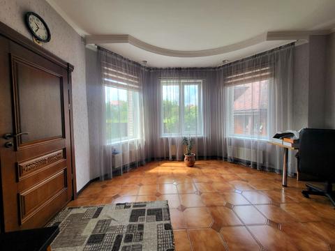 будинок за адресою Новаторів вул.