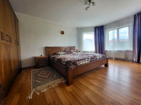 будинок за адресою Новаторів вул.