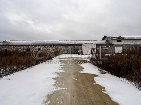 коммерческая по адресу Центральна, 1