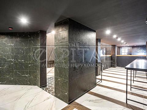 комерційна за адресою Набережно-Хрещатицька вул., 17/18