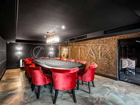 комерційна за адресою Набережно-Хрещатицька вул., 17/18