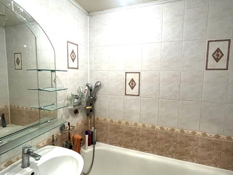 квартира за адресою Михайла Лушпи просп., 57