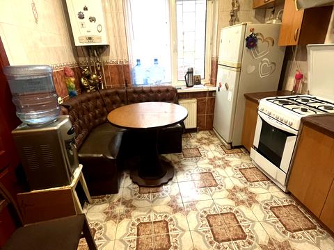 квартира за адресою Михайла Лушпи просп., 57