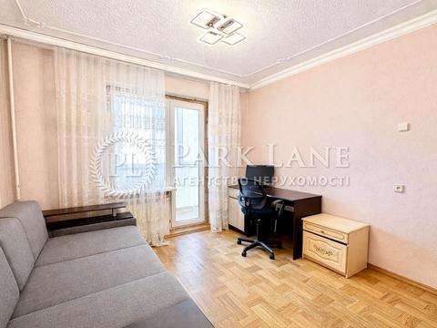 квартира за адресою Ревуцького вул., 44-Б