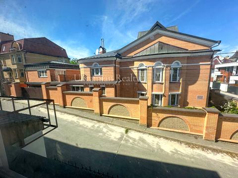 комерційна за адресою Вільшанська вул., 8/5