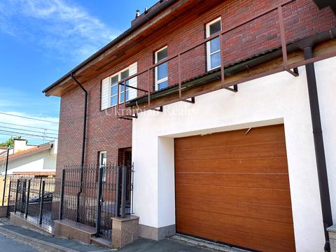 комерційна за адресою Вільшанська вул., 8/5