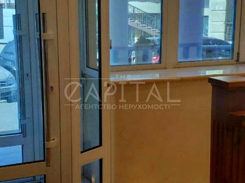 коммерческая по адресу Вячеслава Черновола ул., 2