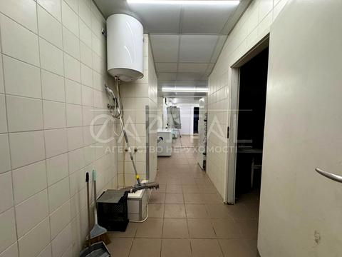 комерційна за адресою Саксаганського вул., 68/21