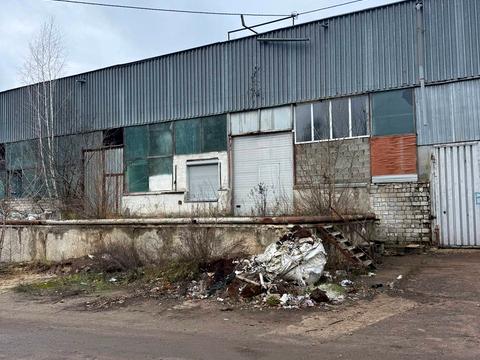 комерційна за адресою Вокзальна, 2