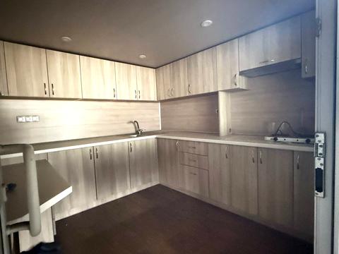 комерційна за адресою Вокзальна, 2