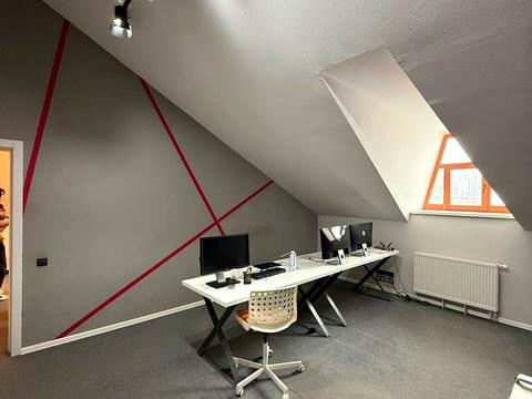 комерційна за адресою Воздвиженська вул., 22