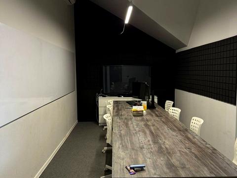 комерційна за адресою Воздвиженська вул., 22