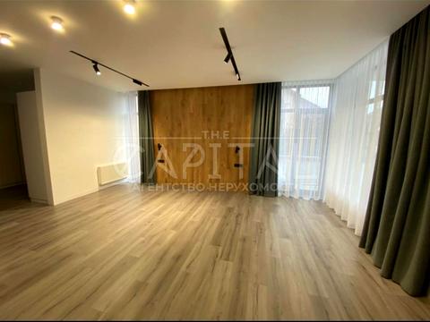 комерційна за адресою Вільшанська вул., 13