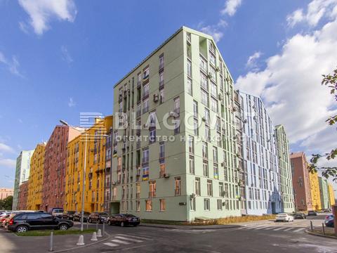 квартира за адресою Регенераторна вул., 4 к3