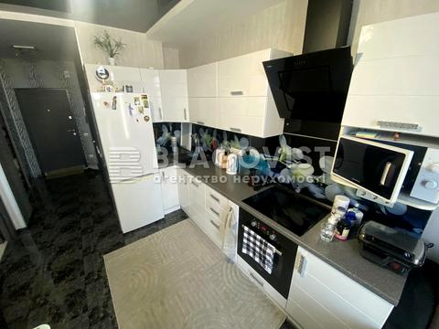 квартира за адресою Регенераторна вул., 4 к3