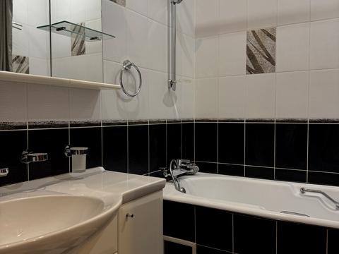 квартира за адресою Грушевського вул., 70/8