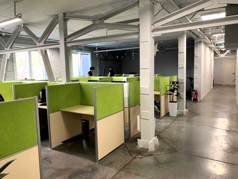 комерційна за адресою Залізничне шосе, 2