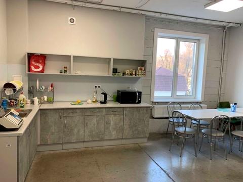 комерційна за адресою Залізничне шосе, 2