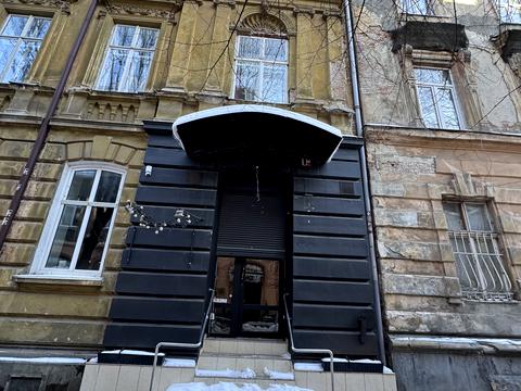 комерційна за адресою Павла Ковжуна вул., 3