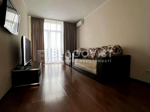 квартира за адресою Регенераторна вул., 4к2