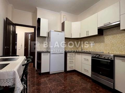 квартира за адресою Регенераторна вул., 4к2