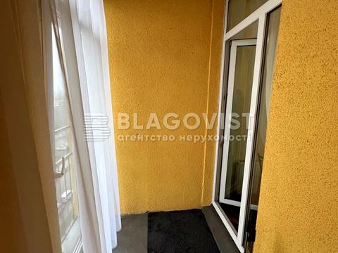 квартира за адресою Регенераторна вул., 4к2