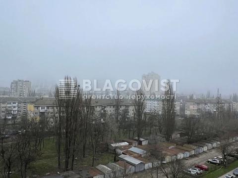 квартира за адресою Регенераторна вул., 4к2